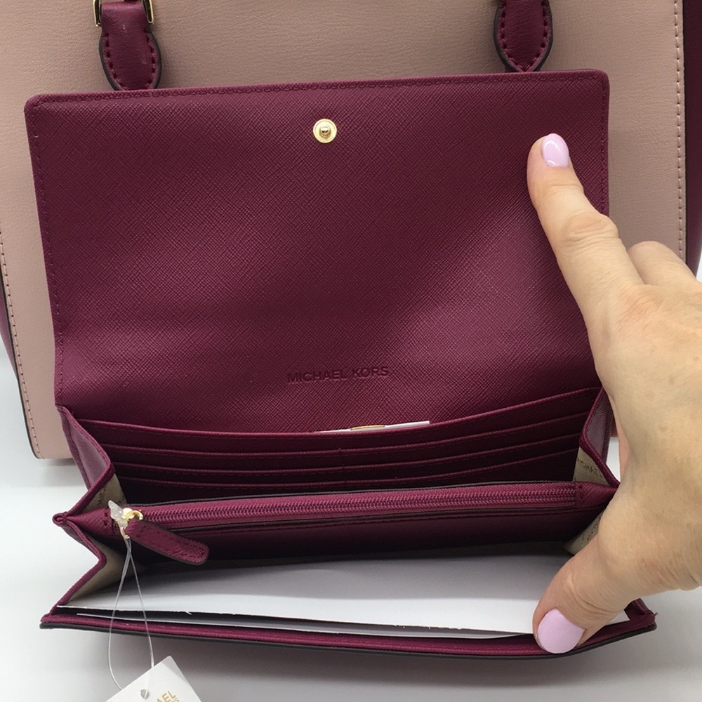 MICHAEL KORS ELLIS LG SATCHEL & LG WALLET MAGENTA - Picture 8 of 8
